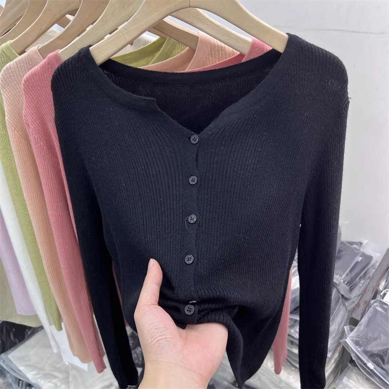 薄款软糯长袖坑条针织衫开衫女2025春秋装新款外搭防晒衣纯色上衣 - 图3