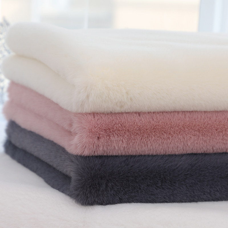 Bay window mat, window sill mat, bedroom rug, princess style decorative short plush rabbit fur mat, universal for all seasons, customizable