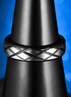 欧美时尚冷淡风钛钢戒指