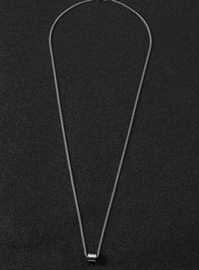 不锈钢吊坠小圆柱穿孔项链