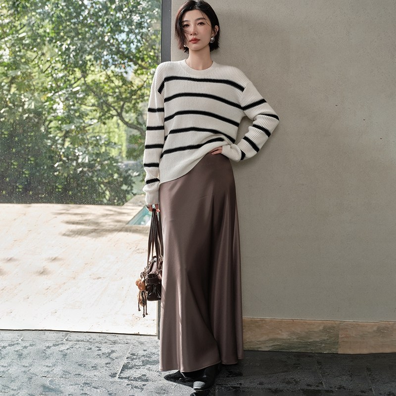 2025秋冬新款圆领条纹100%山羊绒衫女宽松百搭软糯针织打底衫毛衣,淘宝优惠券,粉丝福利购,淘宝优惠卷