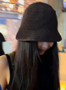 Jennie金珍妮同款黑色渔夫帽