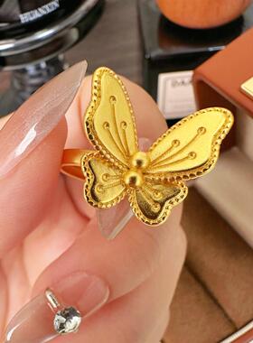 铜合金戒指 蝴蝶戒指女小众金色5G不掉色戒臂CNC蝴蝶女戒素圈指环