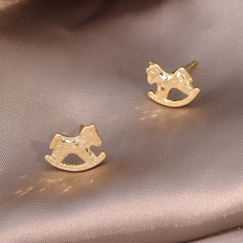 金色碎碎冰木马耳坠耳环女巨好看耳饰精致耳钉2025新款爆款高级感,淘宝优惠券,粉丝福利购,淘宝优惠卷