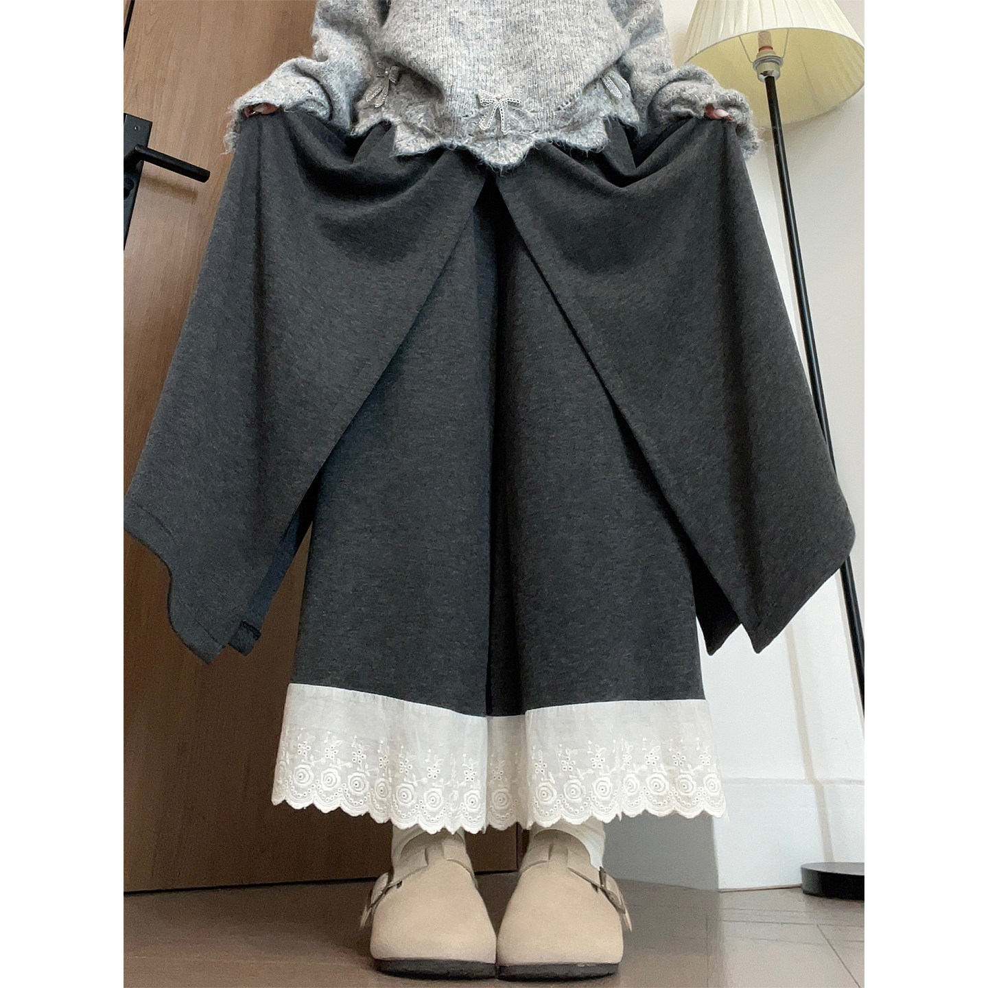 深灰色蕾丝拼接裙裤女秋冬新款胖妹妹mm高腰宽松显瘦毛呢阔腿裤子,淘宝优惠券,粉丝福利购,淘宝优惠卷