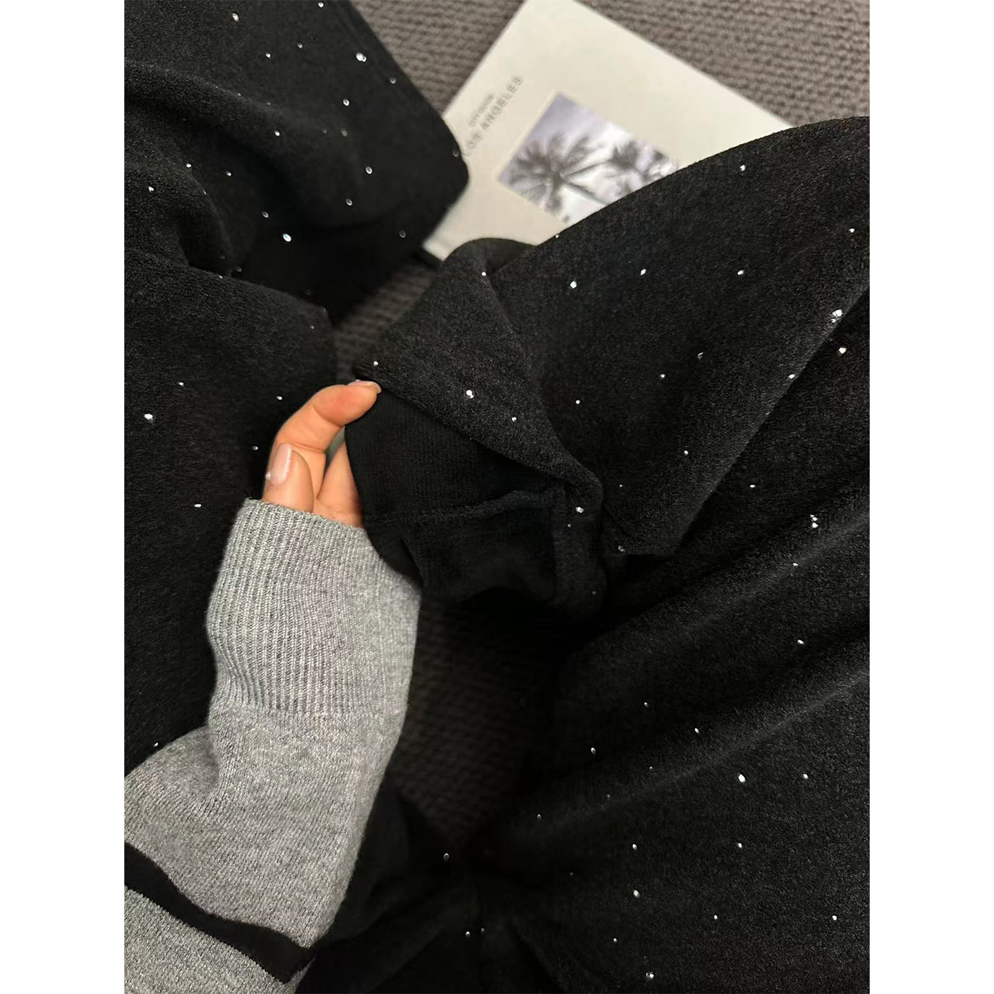 黑灰色闪钻阔腿休闲裤女冬季加绒加厚胖妹妹mm高腰设计感直筒长裤,淘宝优惠券,粉丝福利购,淘宝优惠卷