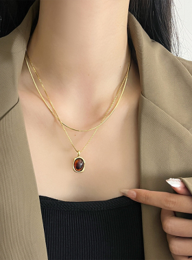 2024秋冬新款琥珀叠戴毛衣项链