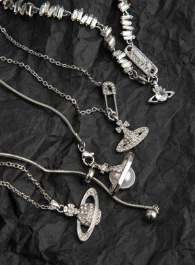 unbeaten日韩银色土星项链