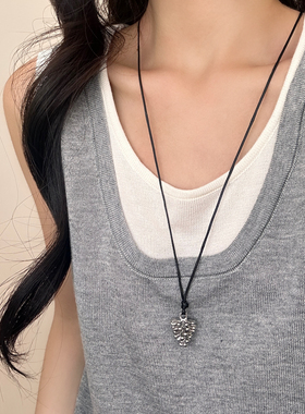 韩系简约松果吊坠长款项链