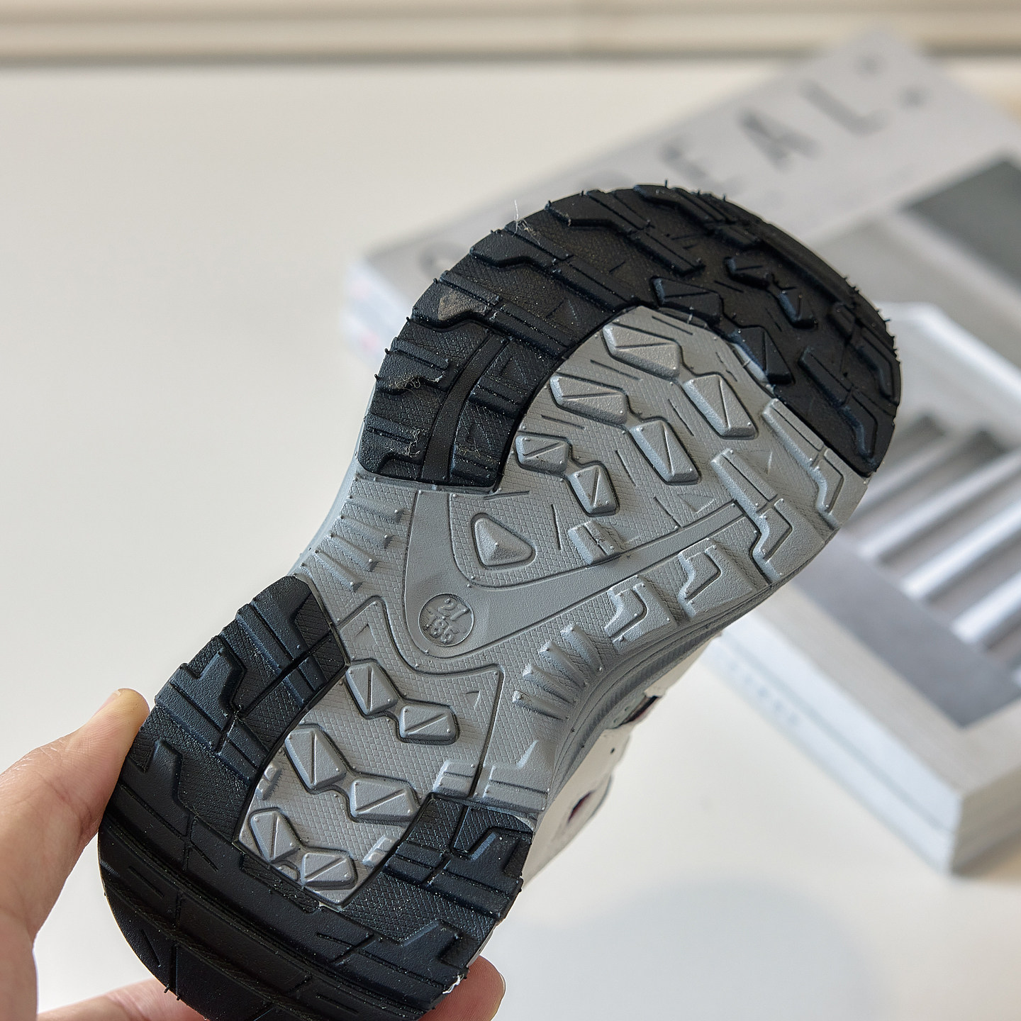 儿童老爹鞋男童鞋女童鞋子-旋转扣轻便运动鞋网面透气跑步休闲鞋,淘宝优惠券,粉丝福利购,淘宝优惠卷