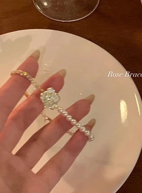 珍珠山茶花手链女轻奢高级感小众精致闺蜜手串网红爆款手饰品