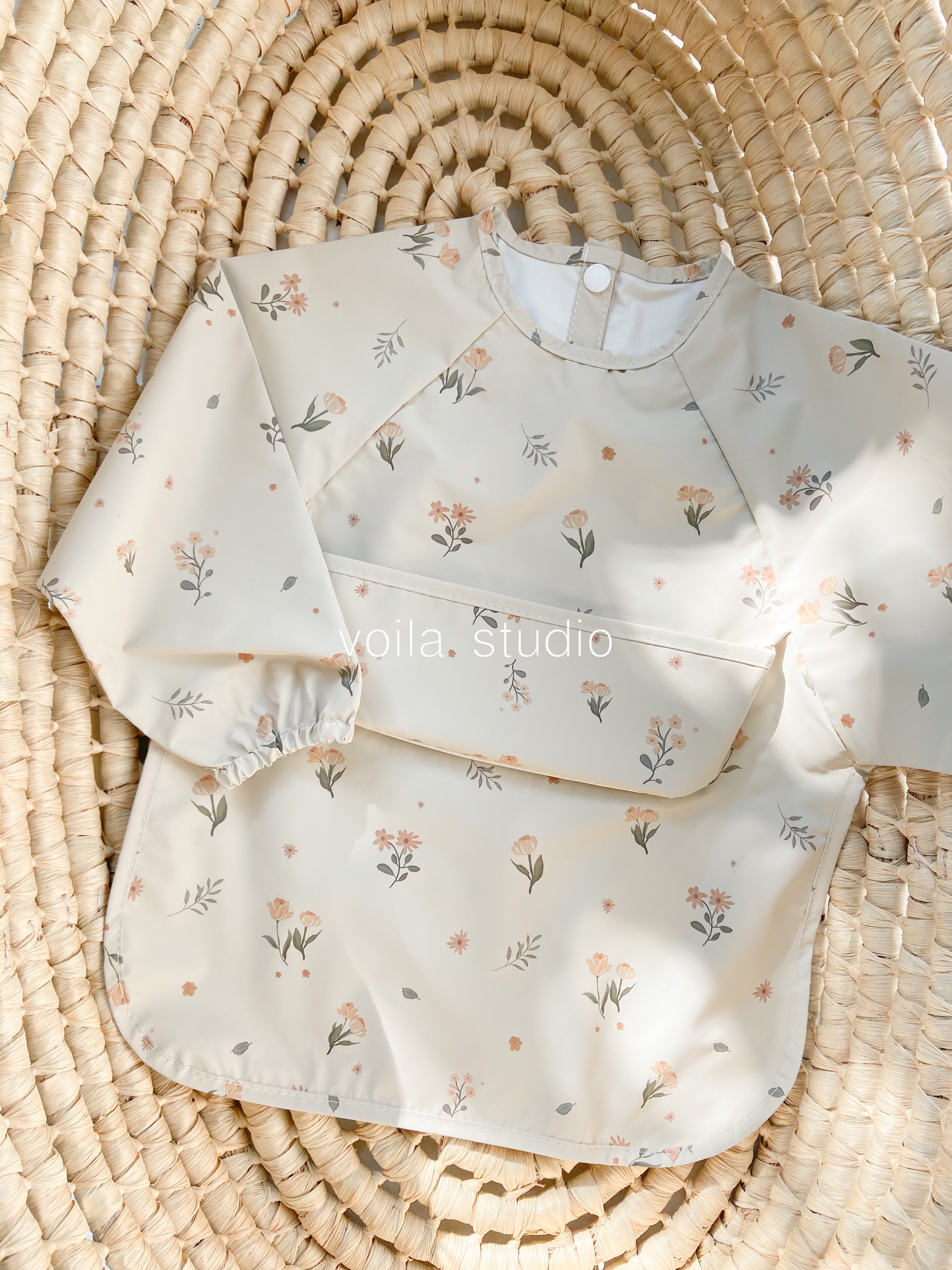 新色△日系儿童超柔兜防水罩衣长袖环保PU反穿衣宝宝吃饭围兜出口,淘宝优惠券,粉丝福利购,淘宝优惠卷