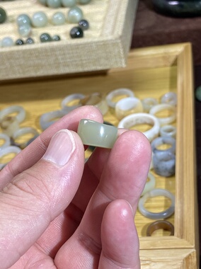 和田玉晴水色卡10随型跑环古风玉环文玩珠串跑圈项链锁骨链挂饰