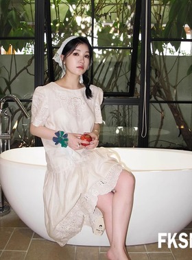 浮夸少女布面蕾丝chocker