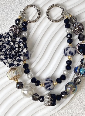 49高级感闪钻山茶花手机链手提挂绳腕带链条富婆链气质时尚新款挂