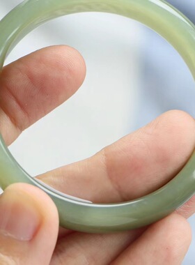 保真天然和田玉手镯52圈口证书编号6061319和田玉湖绿色 青海料