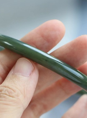 保真天然和田玉手镯64圈口证书5293045和田青绿色 青海黄口料圆条