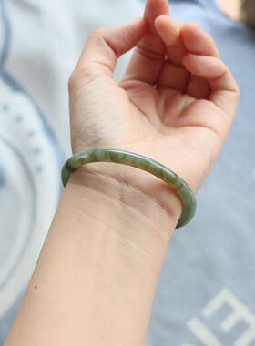 保真天然和田玉手镯55圈口证书1282108且末蓝青糖色 新疆料圆条