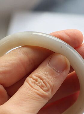 保真天然和田玉手镯59圈口证号1141095藕粉色烟灰色 青海料圆条