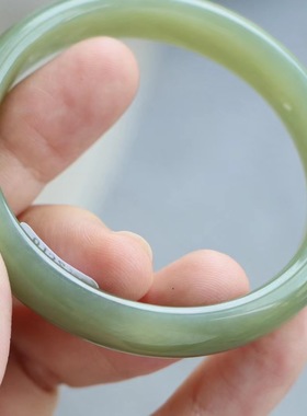 保真天然和田玉手镯52圈口证书编号6061327和田玉湖绿色 青海料