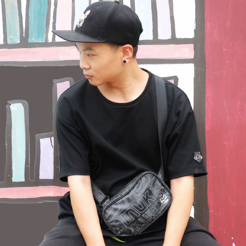 inuk胡来联名款腰包女潮流男斜挎包 inuk胸包