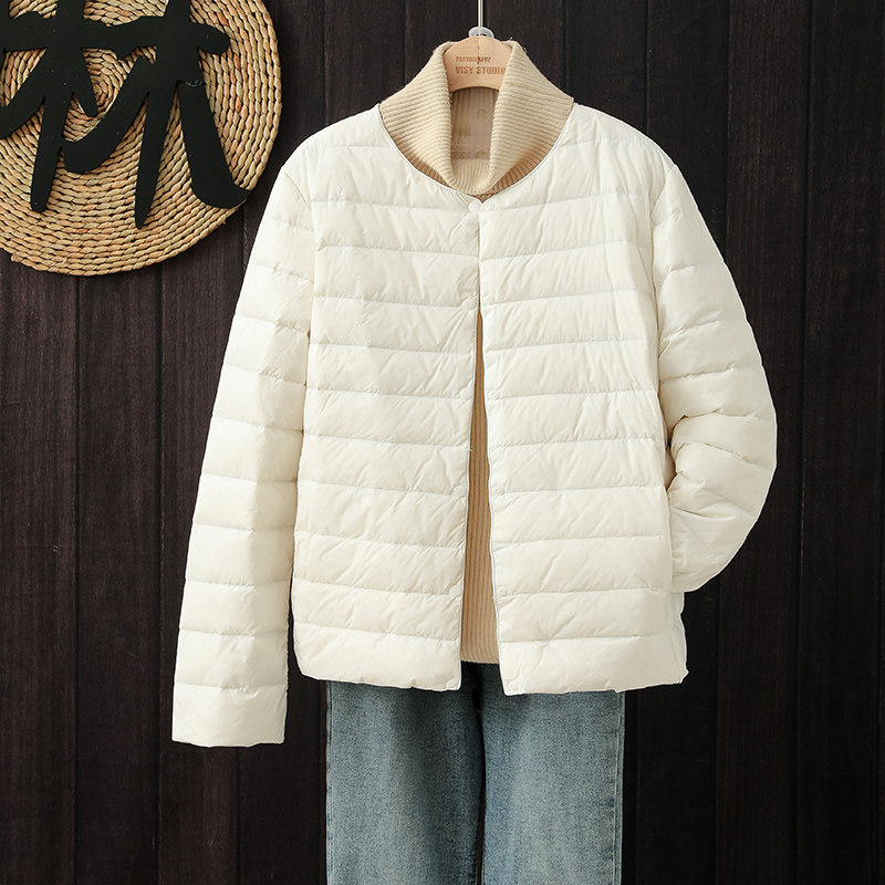  娇兰恋服饰羽绒服