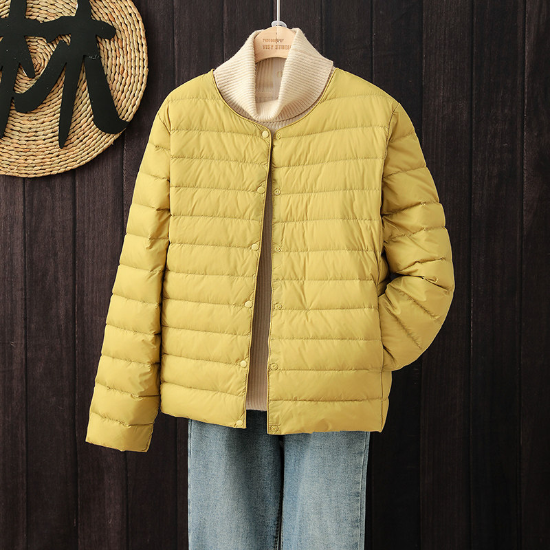  娇兰恋服饰羽绒服