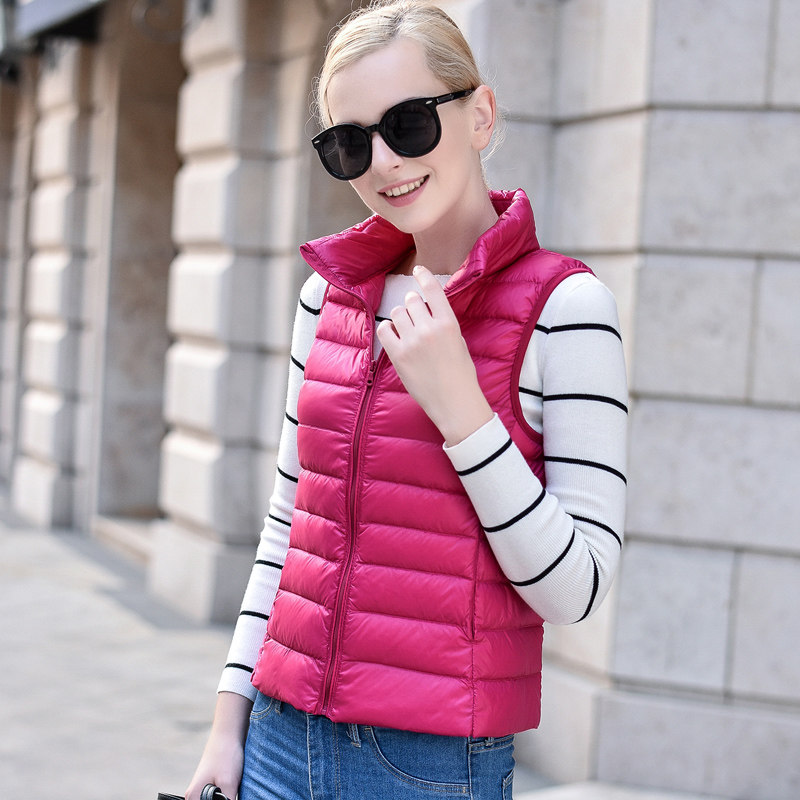  娇兰恋服饰羽绒服