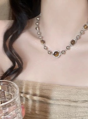 秋冬甜酷风美拉德虎眼石串珠项链女复古高级感时尚轻奢锁骨链脖颈
