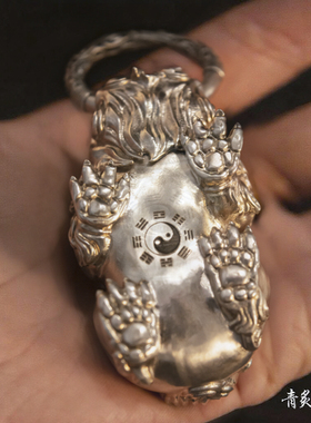 银版铜角貔貅大元帅丨青炙原创手把件实心银招财神兽桌面摆件国潮