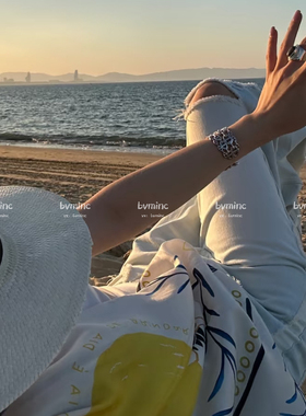 稀有款，宽版光面5层猪鼻子开口手镯V金材质