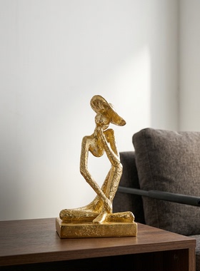 北欧金色树脂人物雕塑摆件