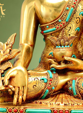 带彩珠鎏金释迦牟尼带彩