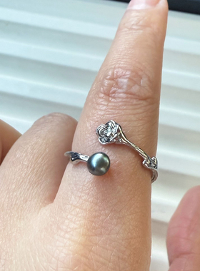 一物一拍小众设计款无核大溪地Keshi天然珍珠戒指玫瑰花可调节