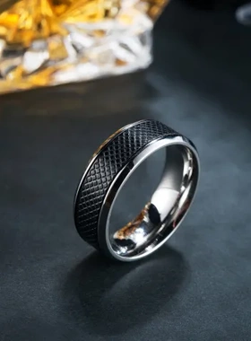 指环黑白戒指新款黑色欧美男士不锈钢新款相间男士钛钢