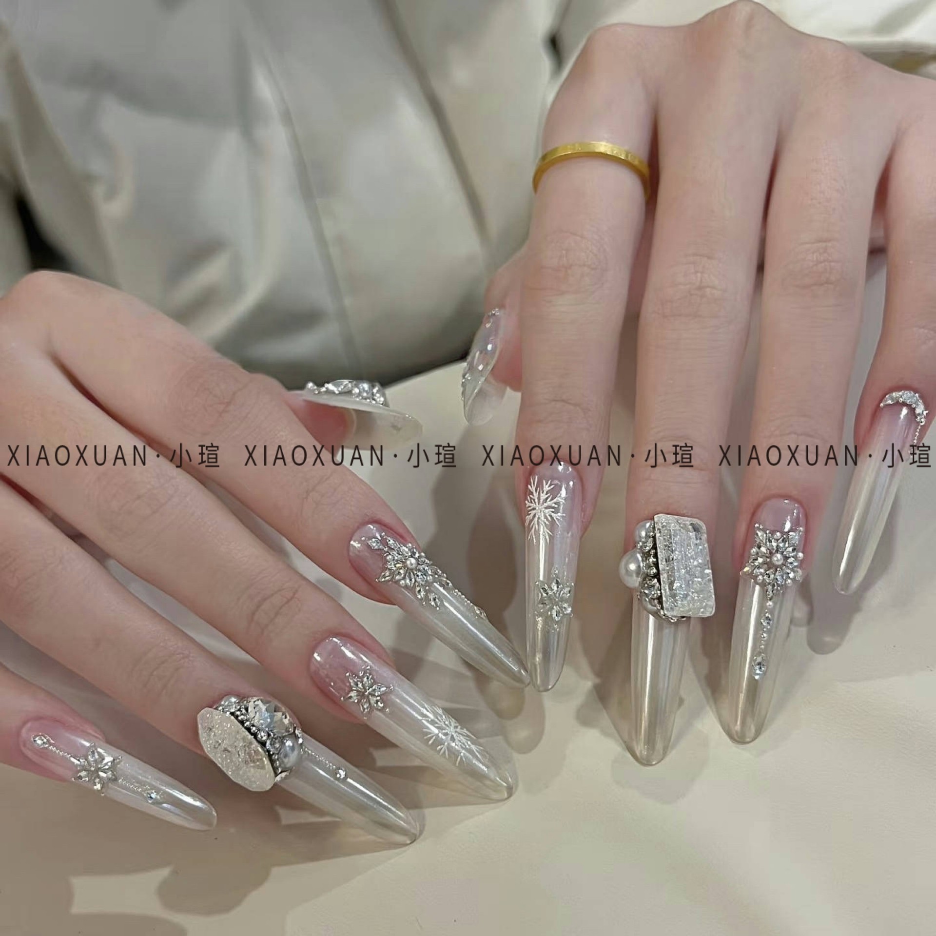 小瑄高定白色冰花美甲钻高品婚甲白亮鸽子蛋冰糖肥方尖底美甲钻,淘宝优惠券,粉丝福利购,淘宝优惠卷
