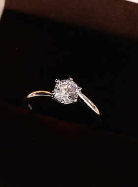 一克拉扭臂钻戒情侣结婚对戒