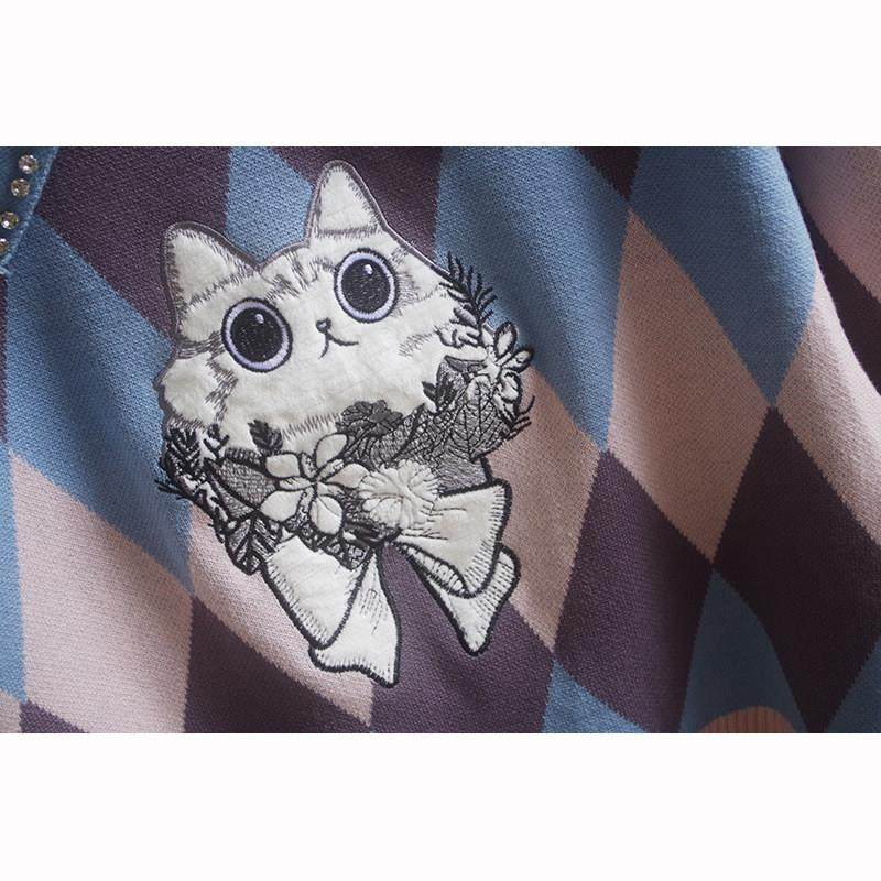 潮牌复古刺绣小猫咪针织衫女2025春季菱格撞色娃娃领长袖套头上衣,淘宝优惠券,粉丝福利购,淘宝优惠卷