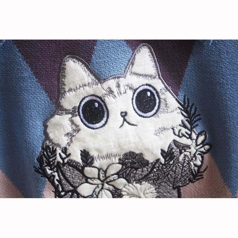 潮牌复古刺绣小猫咪针织衫女2025春季菱格撞色娃娃领长袖套头上衣,淘宝优惠券,粉丝福利购,淘宝优惠卷