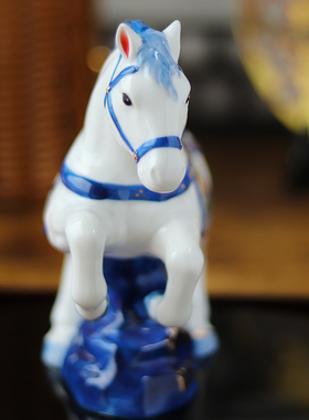 日本天翔招福马摆件礼物马到成功