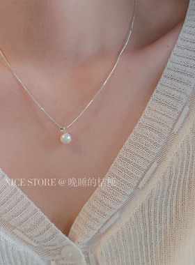 晚睡的桔梗「心上月」轻奢法式淡水珍珠项链mini简约通勤蛇骨链女
