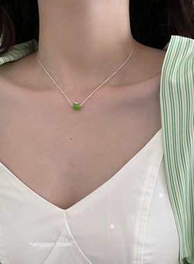 夏季小清新青苹果吊坠项链女简约小众高级感纯银锁骨链轻奢新颈链