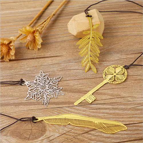 Metal bookmarks Chinese  ancient  gold-plated brass skeleton - 图1