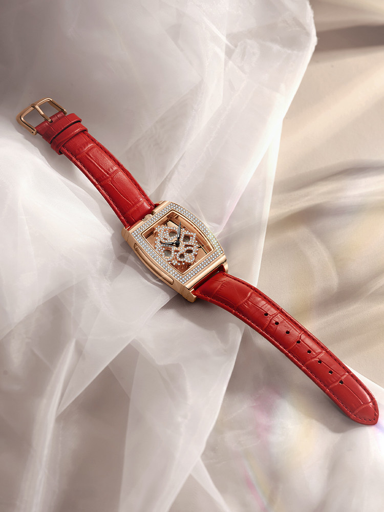 davena蒂玮娜时来运转女扑克女表 davena手表国产腕表