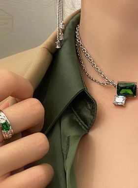 ace绿宝石设计感ins潮风戒指