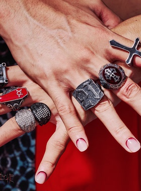 黑骨暗黑哥特风十字架骷髅戒指