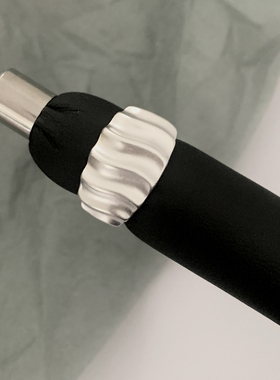 时尚波浪形戒指女小众设计2026新款开口戒指女轻奢高级感食指指环