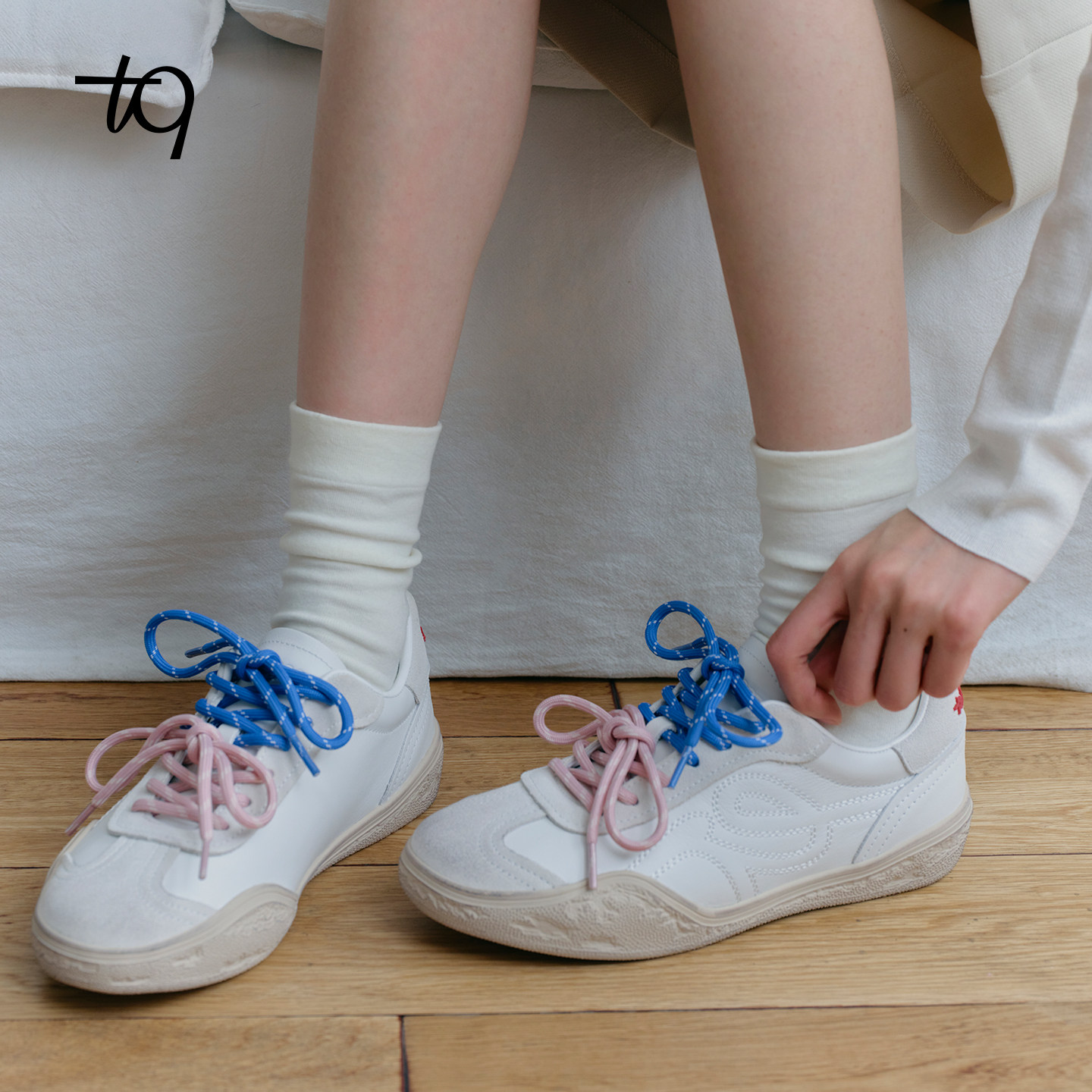 Talitaqoom2026年春季新款双色系带刺绣小白脏脏鞋百搭德训鞋tq女,淘宝优惠券,粉丝福利购,淘宝优惠卷