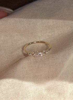 S925纯银爆闪马眼碎钻极细戒指女