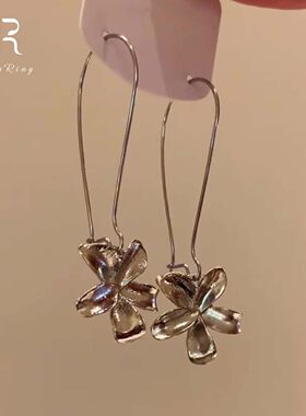 S925纯银亮面长款花朵耳环女